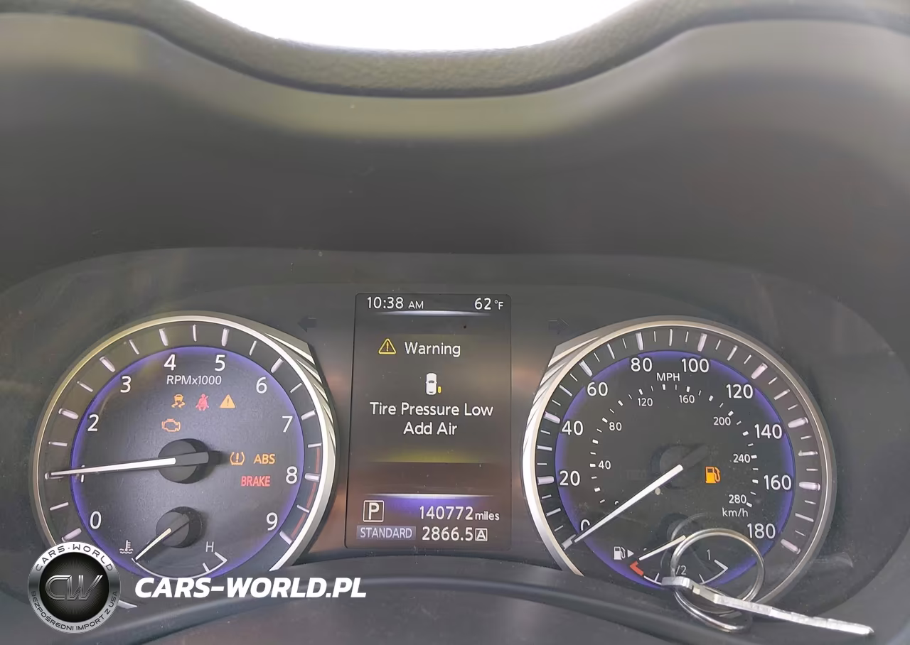 2015 Infiniti Q50 VIN:JN1BV7AR2FM403207 - 7