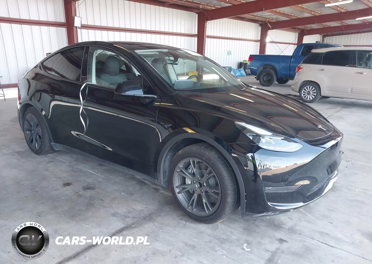 2025 Tesla Model Y Long Range Dual Motor Rear-Wheel Drive