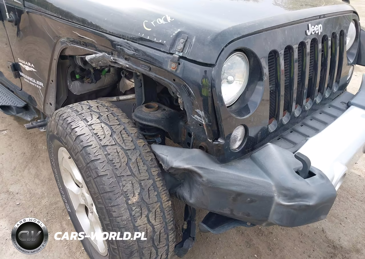 2015 Jeep Wrangler Unlimited Sahara VIN:1C4BJWEG1FL551656 - 6