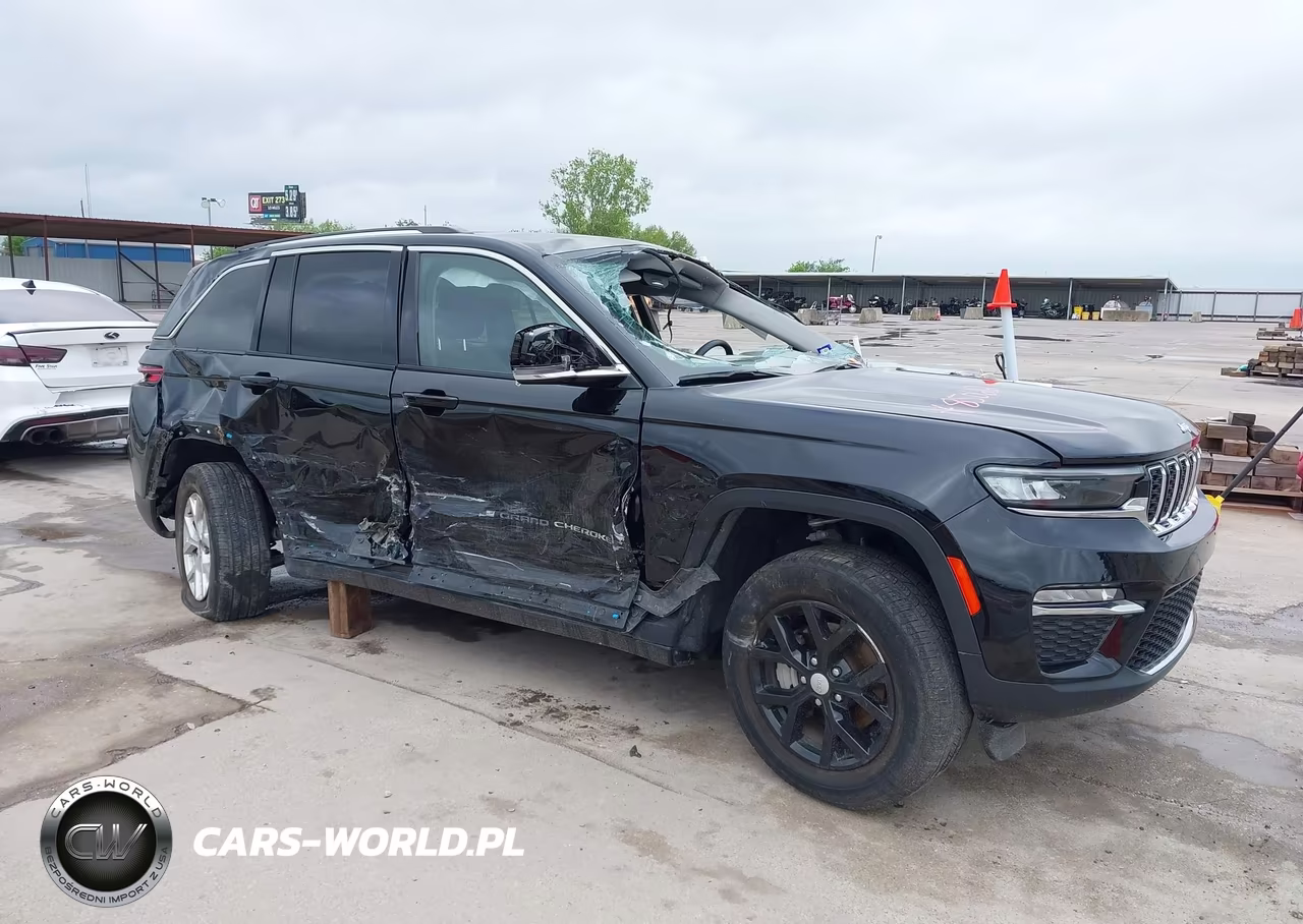 2023 Jeep Grand Cherokee Limited 4X4 VIN:1C4RJHBG4PC528128 - 15