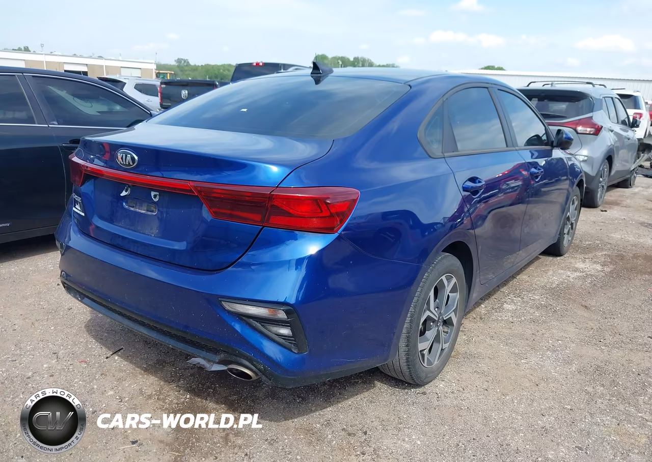 2020 Kia Forte Lxs VIN:3KPF24AD8LE259344 - 4