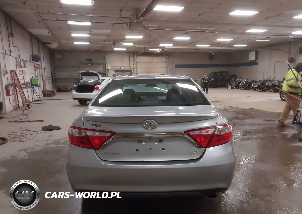 2016 Toyota Camry Se VIN:4T1BF1FK8GU240398 - 17
