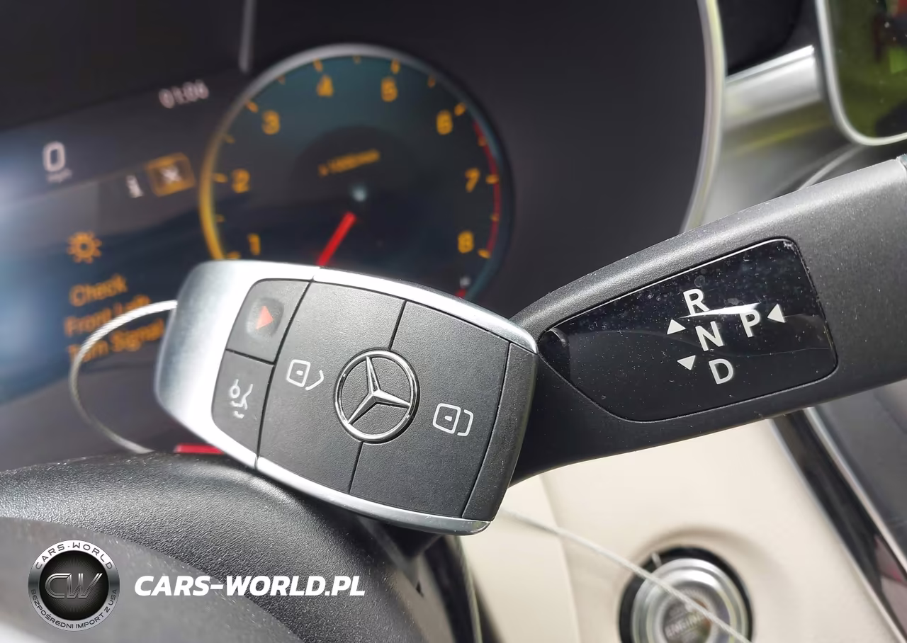 2019 Mercedes-Benz C 300 VIN:55SWF8DB8KU307521 - 11