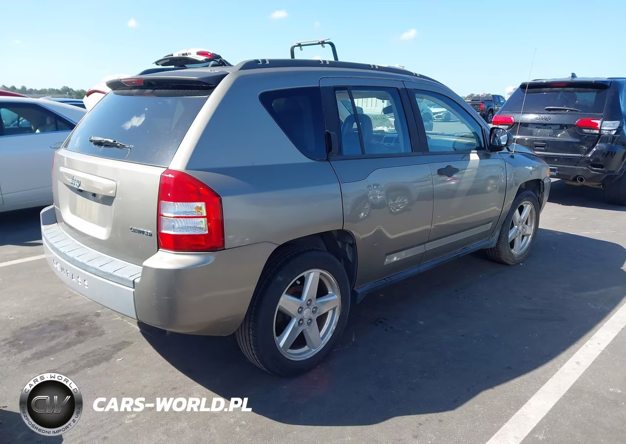 2007 Jeep Compass Limited VIN:1J8FT57W97D353616 - 4