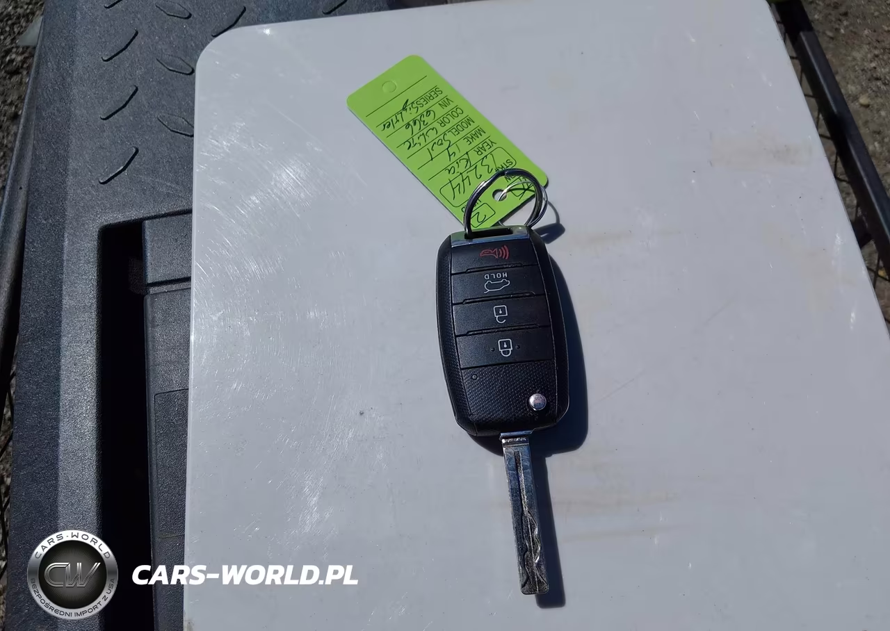 2014 Kia Soul VIN:KNDJN2A24E7716366 - 11
