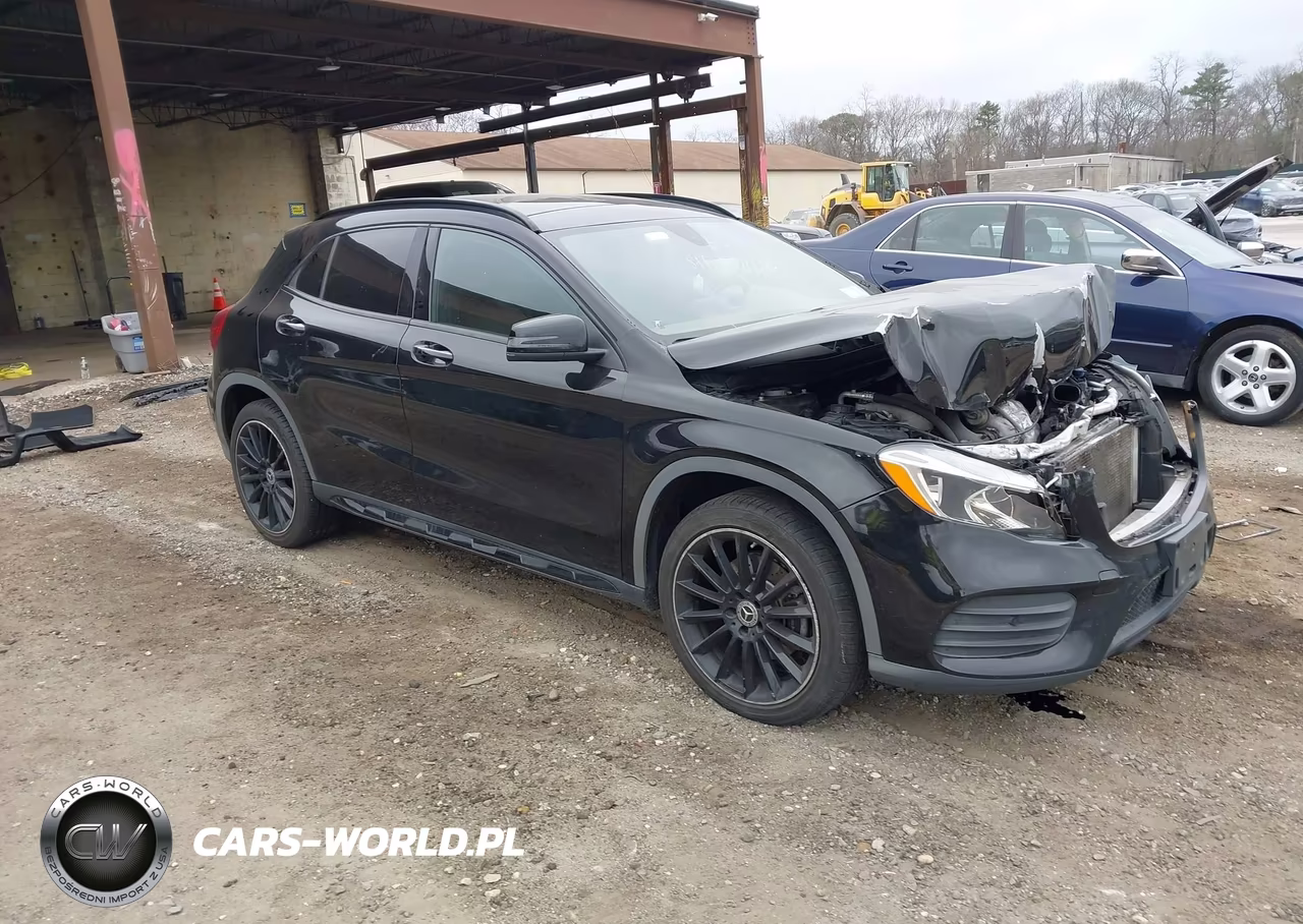 2018 Mercedes-Benz Gla 250 4Matic – zdjęcie 1 z 17