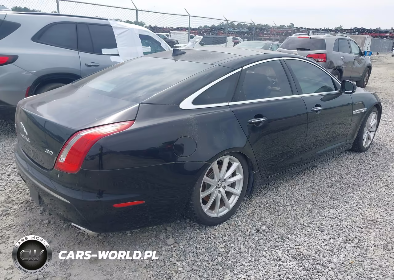 2013 Jaguar Xj VIN:SAJWA1C73D8V52042 - 4