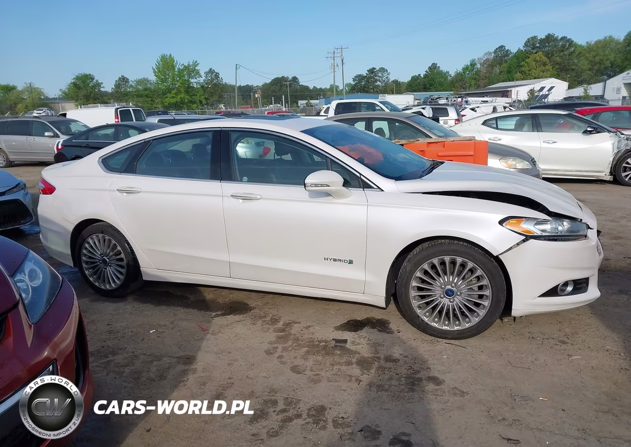 2014 Ford Fusion Hybrid Titanium VIN:3FA6P0RU6ER385539 - 13