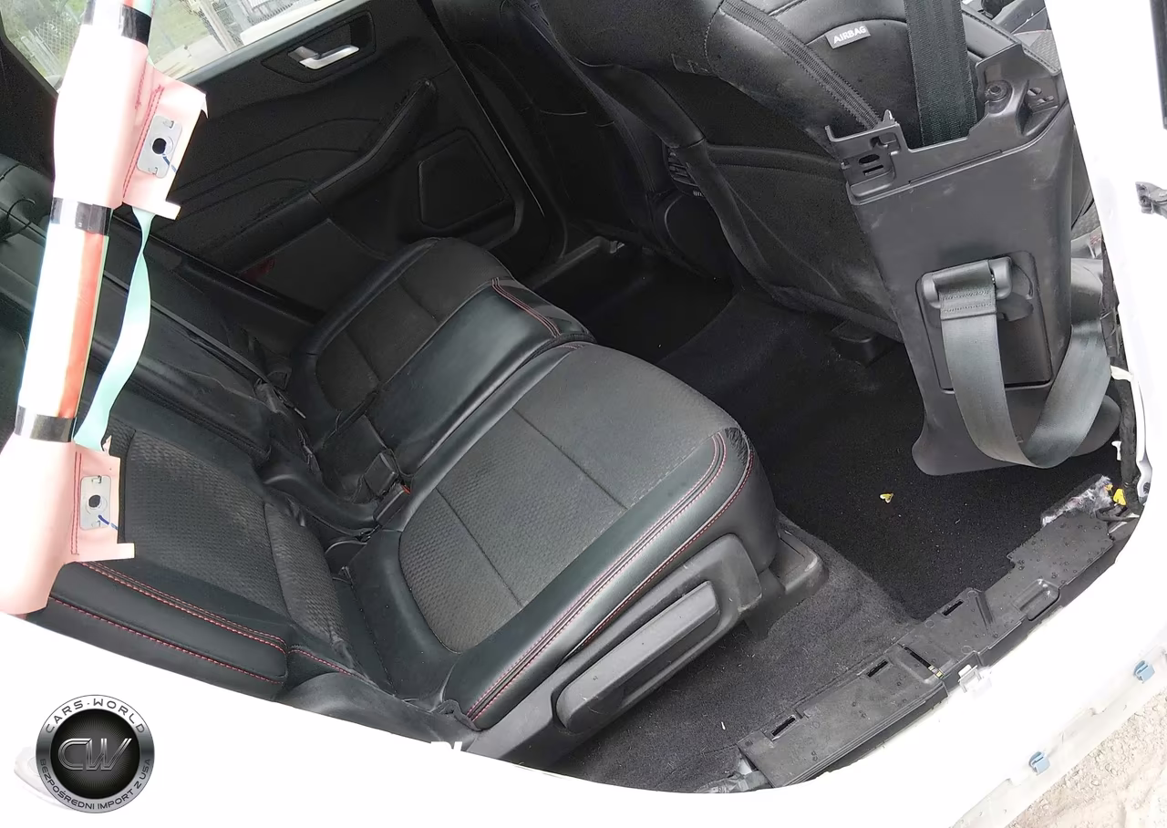 2023 Ford Escape St-Line VIN:1FMCU0MN5PUA73001 - 8