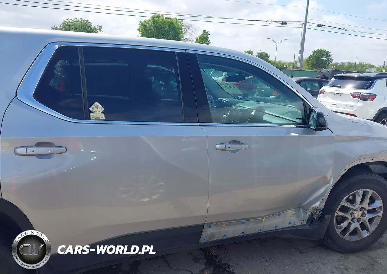 2019 Chevrolet Traverse Ls VIN:1GNERFKW8KJ130810 - 14