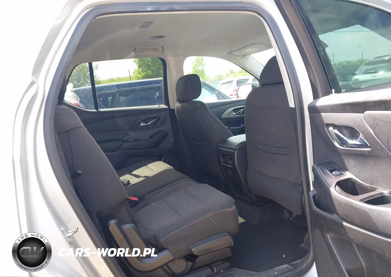 2019 Chevrolet Traverse Ls VIN:1GNERFKW8KJ130810 - 8