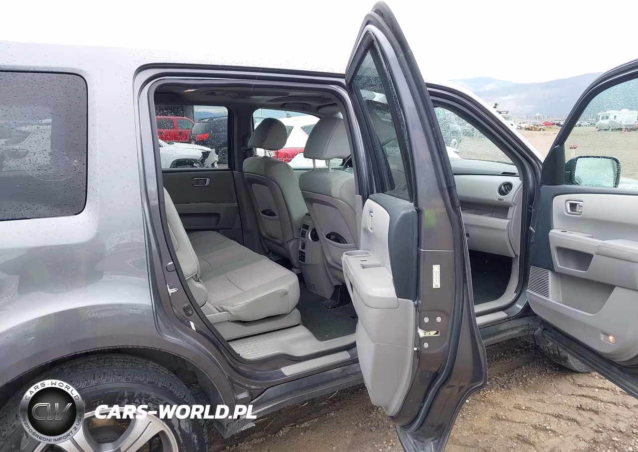 2015 Honda Pilot Se VIN:5FNYF4H37FB070421 - 8