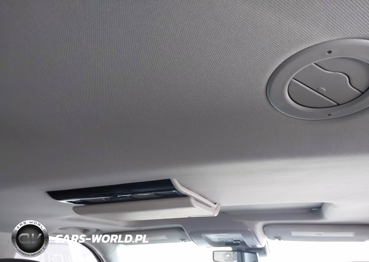 2019 Chevrolet Suburban Lt VIN:1GNSKHKC9KR284307 - 14