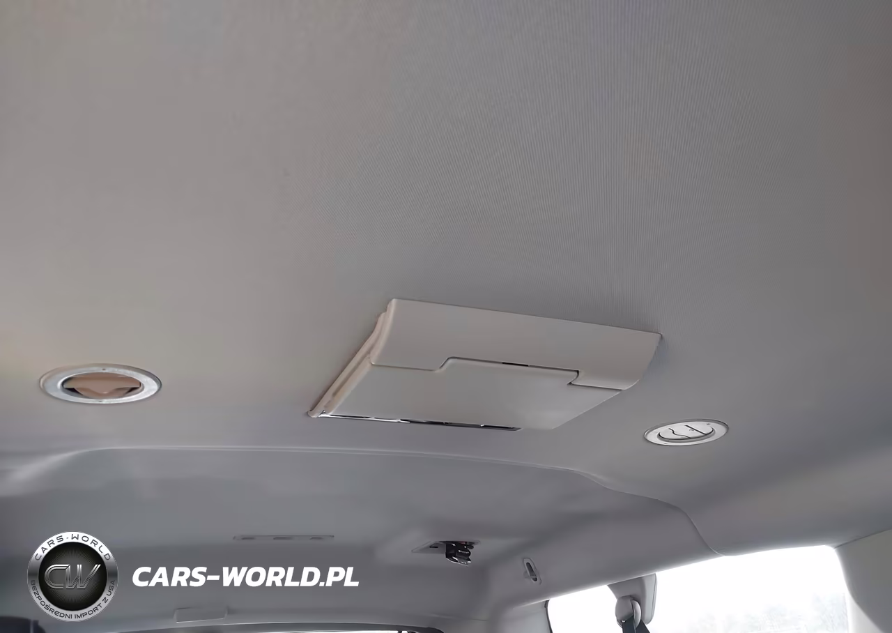 2019 Chevrolet Suburban Lt VIN:1GNSKHKC9KR284307 - 15