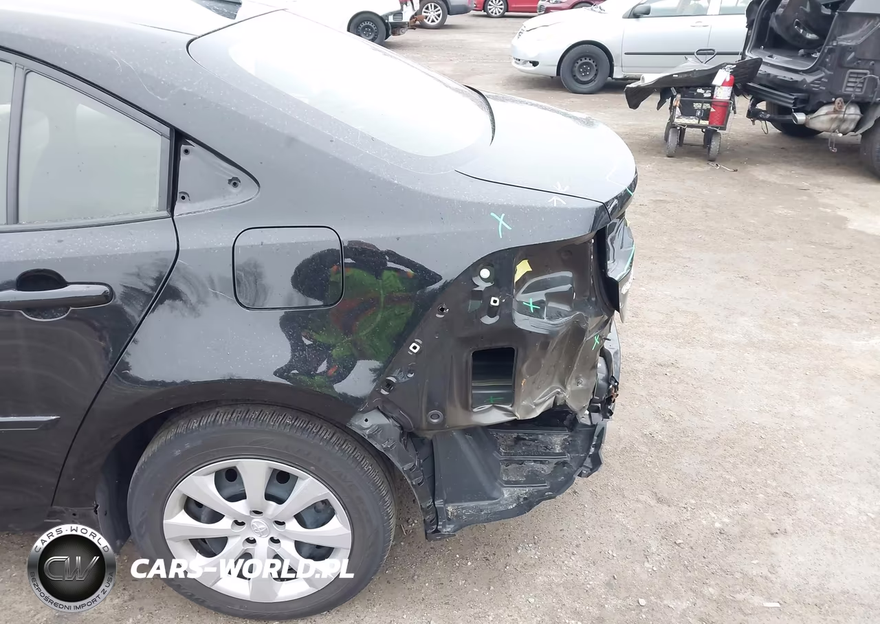 2024 Toyota Corolla Hybrid Le VIN:JTDBCMFE0RJ025725 - 19