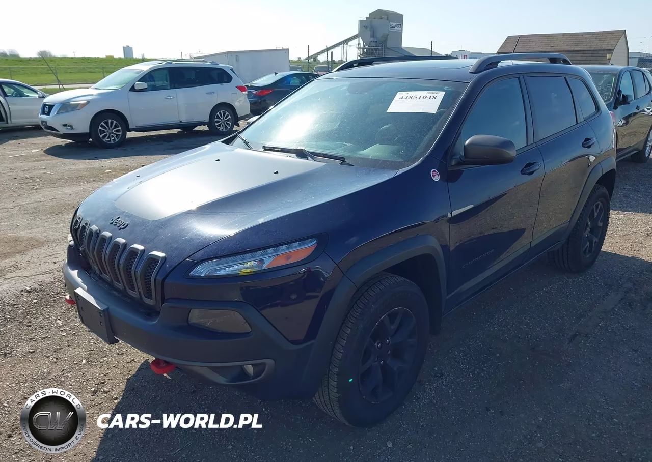 2015 Jeep Cherokee Trailhawk VIN:1C4PJMBSXFW630244 - 2