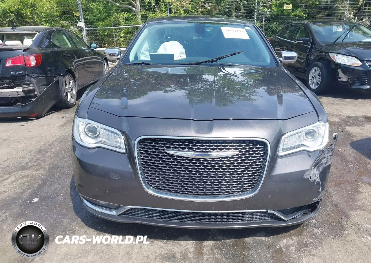 2016 Chrysler 300C VIN:2C3CCAEG6GH294689 - 12