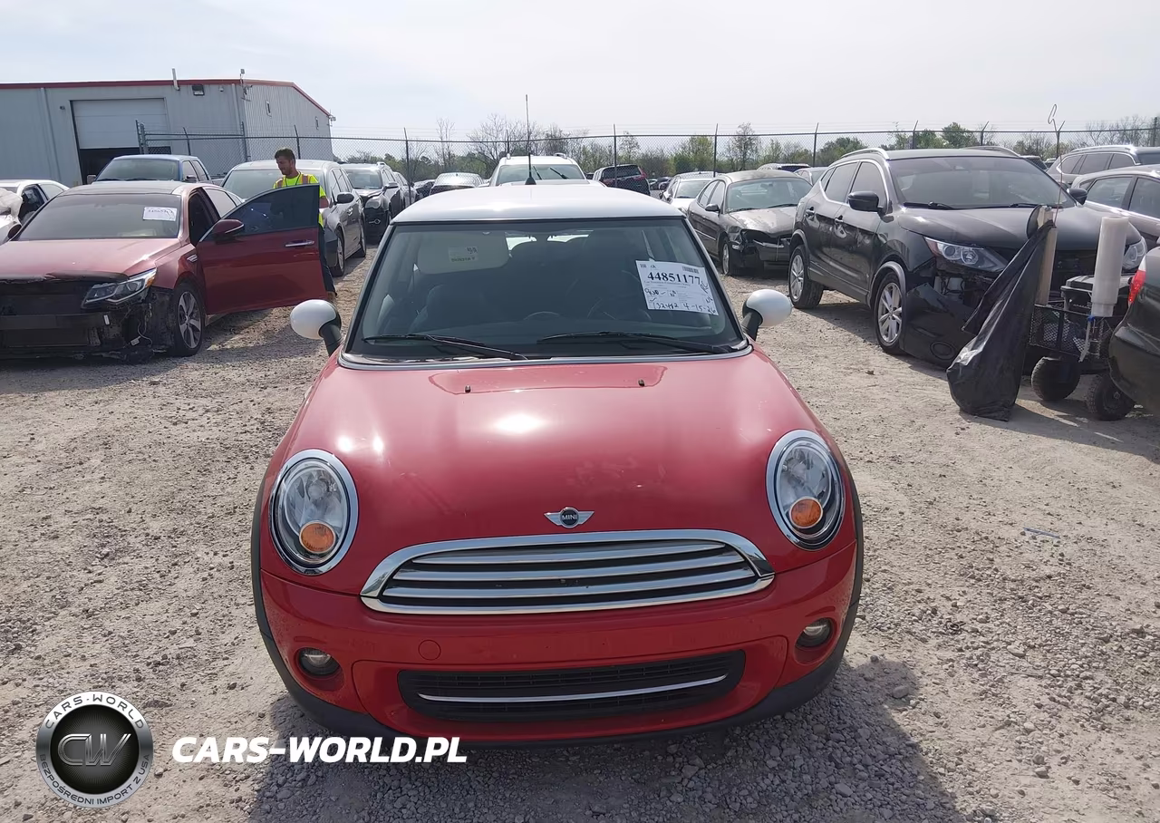 2011 Mini Cooper VIN:WMWSU3C51BT099383 - 6