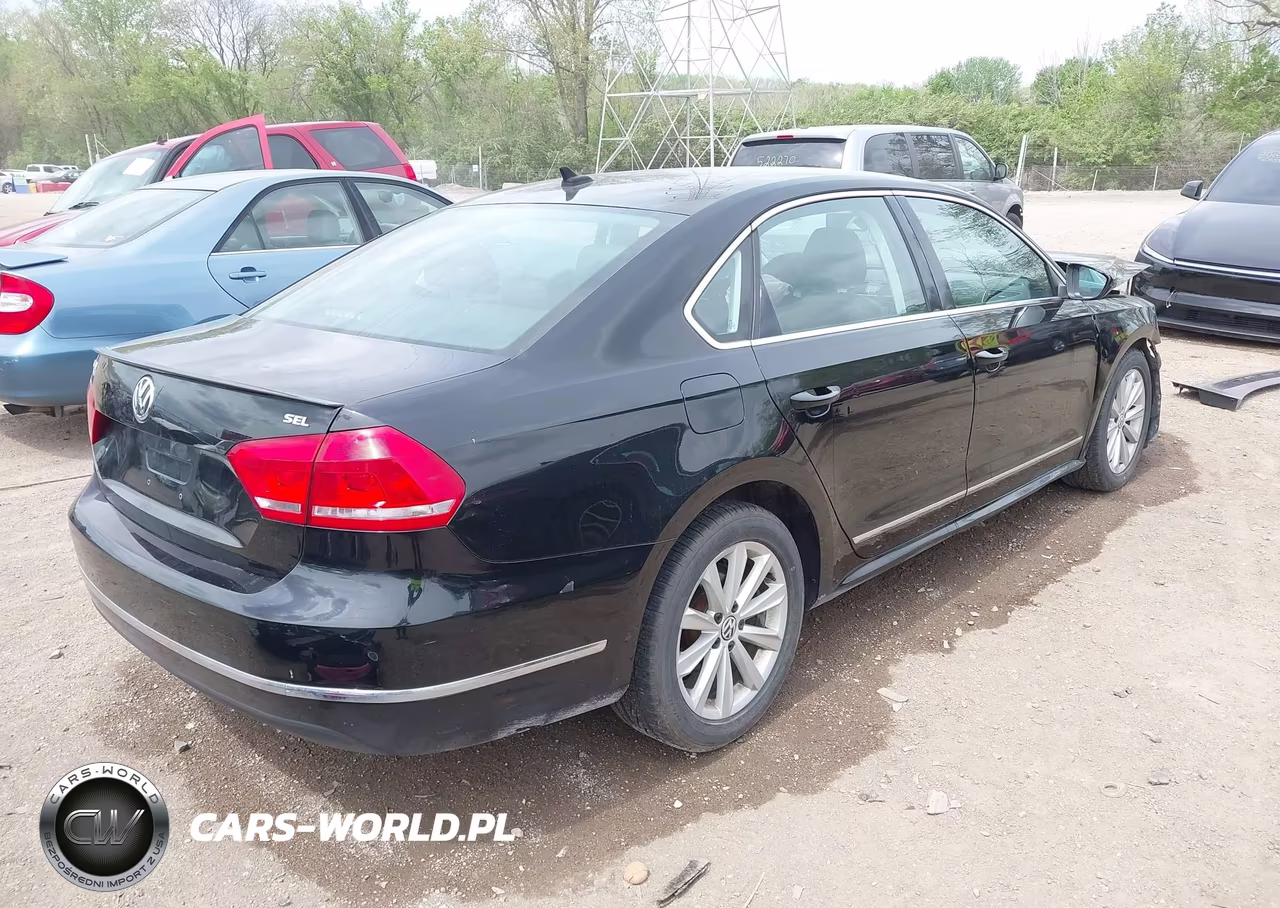 2012 Volkswagen Passat 2.5L Sel VIN:1VWCH7A36CC071842 - 4