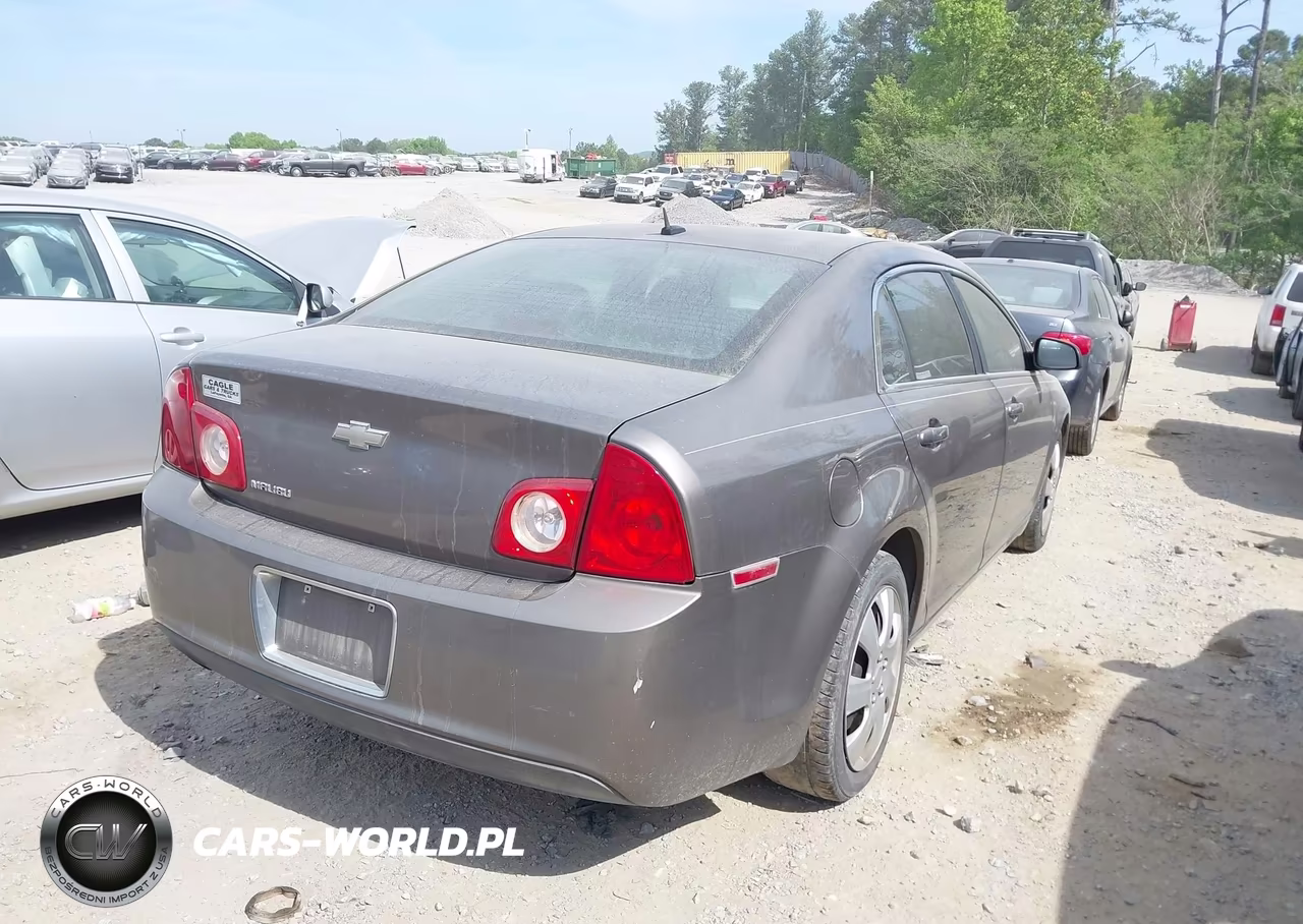 2010 Chevrolet Malibu Ls VIN:1G1ZB5EB0AF260785 - 4