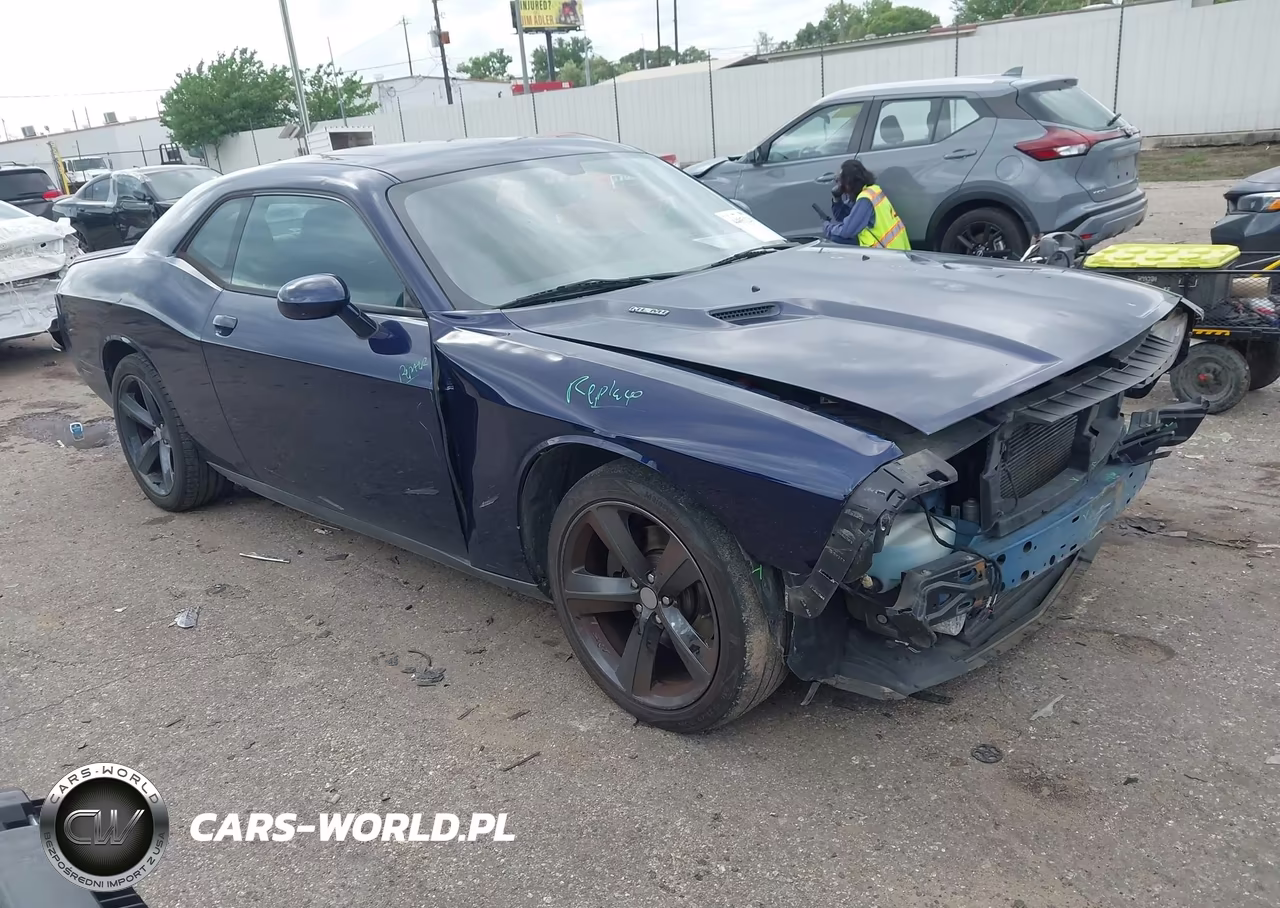 2013 Dodge Challenger R-T Plus – zdjęcie 1 z 17