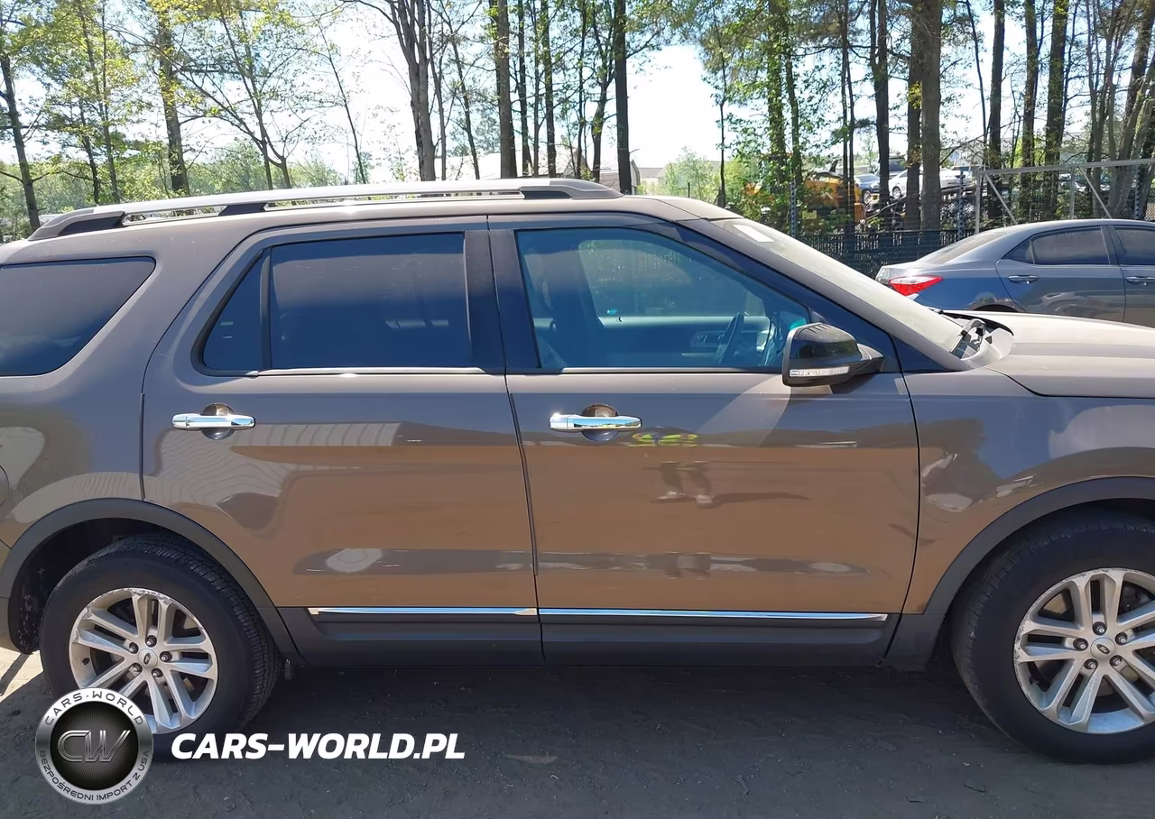 2015 Ford Explorer Xlt VIN:1FM5K7D95FGB47105 - 13