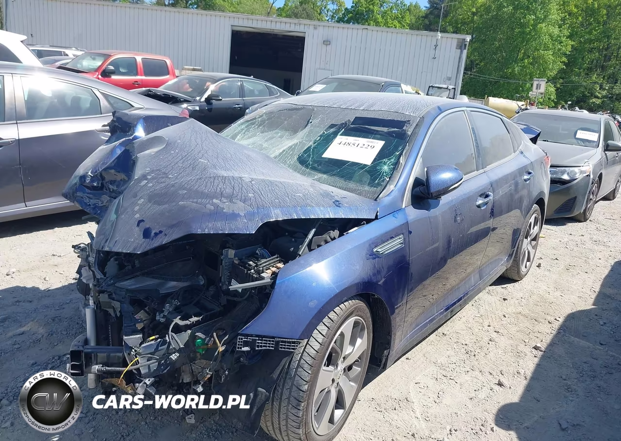 2019 Kia Optima S VIN:5XXGT4L37KG319755 - 2