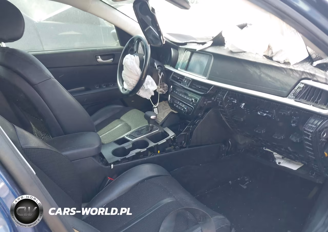 2019 Kia Optima S VIN:5XXGT4L37KG319755 - 5