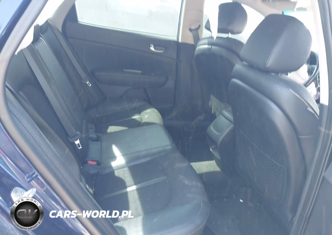 2019 Kia Optima S VIN:5XXGT4L37KG319755 - 8