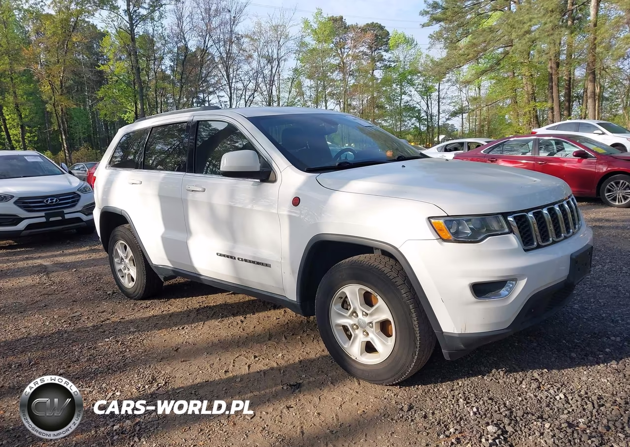 2017 Jeep Grand Cherokee Laredo 4X4