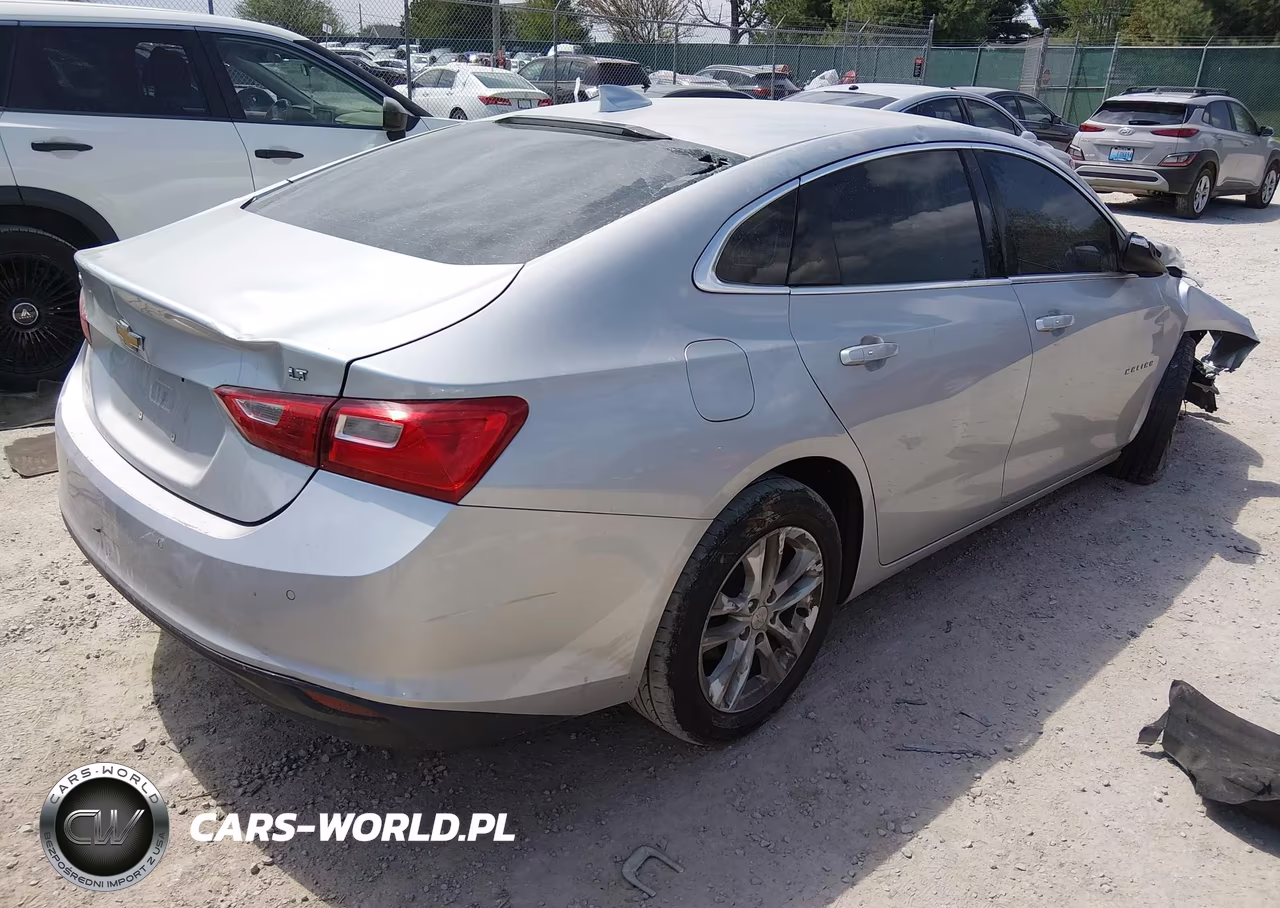 2018 Chevrolet Malibu Lt VIN:1G1ZD5ST1JF206774 - 4