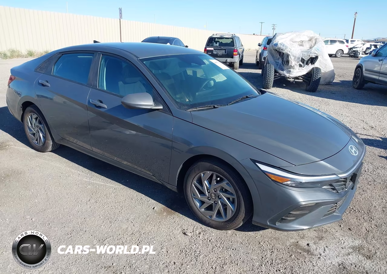 2024 Hyundai Elantra Sel