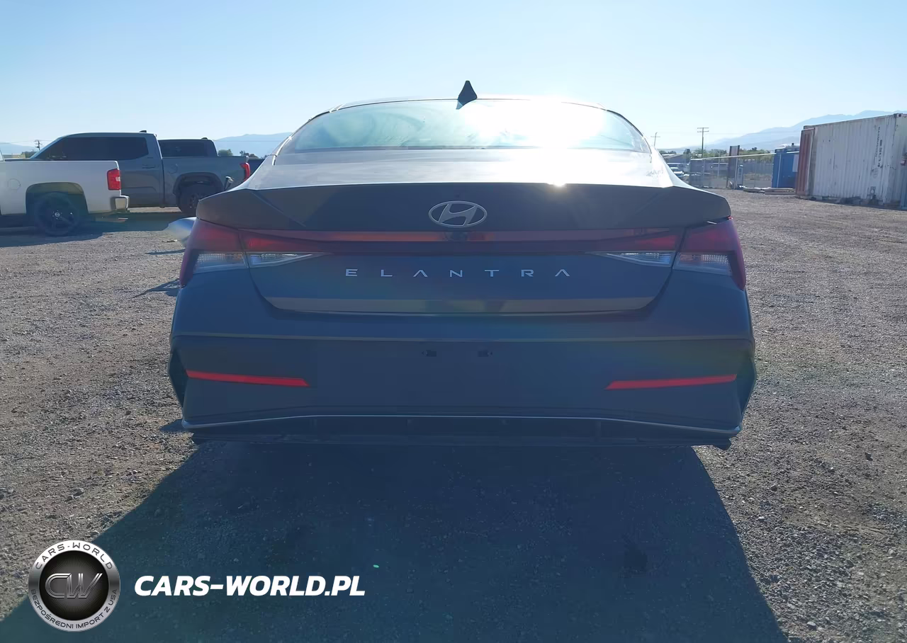2024 Hyundai Elantra Sel VIN:KMHLM4DG9RU636952 - 16