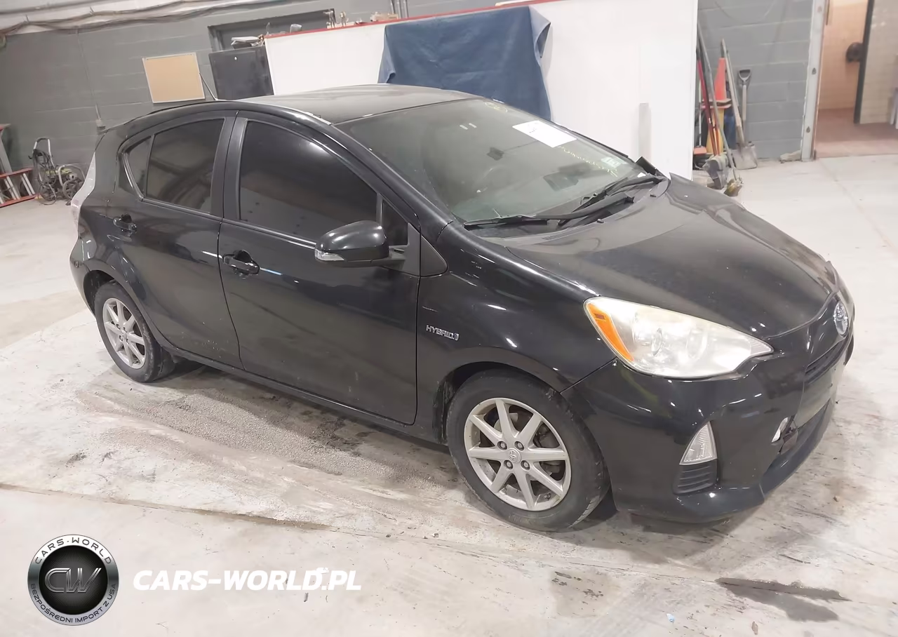 2013 Toyota Prius C Three
