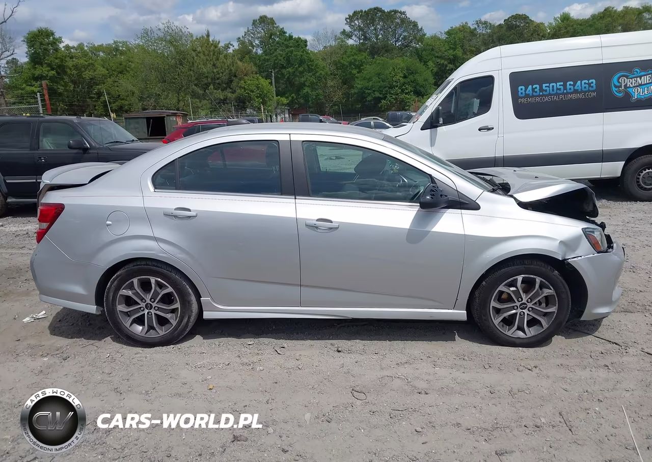 2018 Chevrolet Sonic Lt Auto VIN:1G1JD5SH2J4120295 - 13