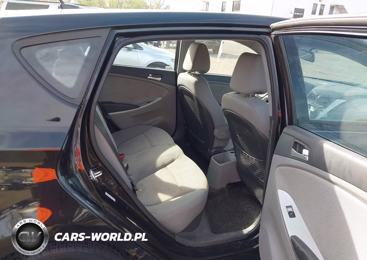 2013 Hyundai Accent Gs VIN:KMHCT5AE7DU071833 - 8