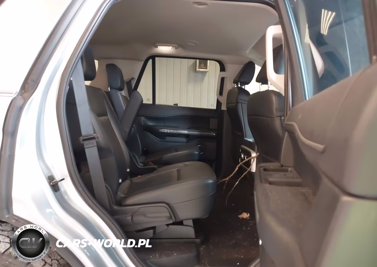 2023 Ford Expedition Xlt VIN:1FMJU1J80PEA25623 - 8