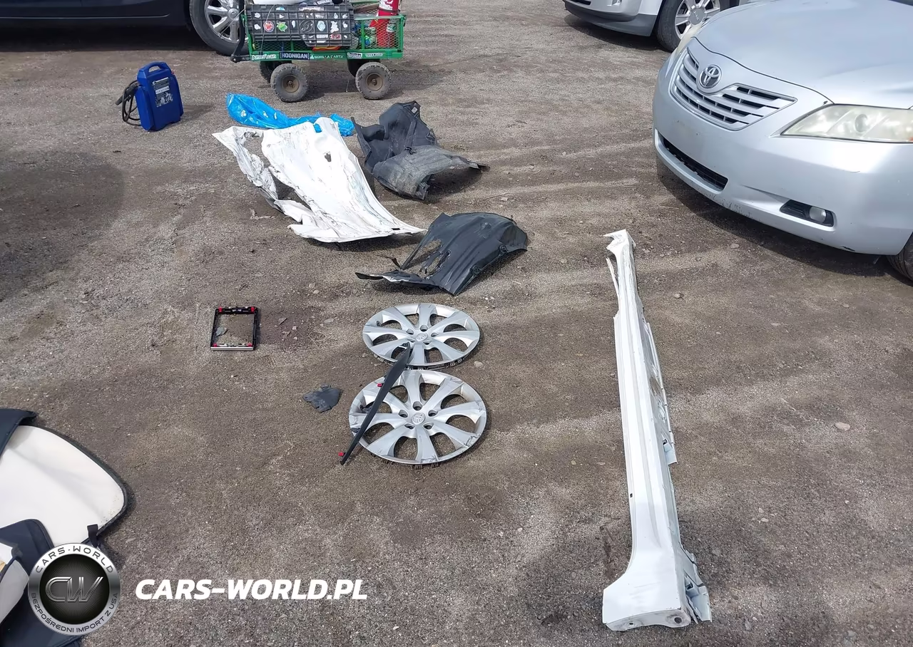 2021 Toyota Corolla Le VIN:JTDEPMAE5MJ150396 - 12
