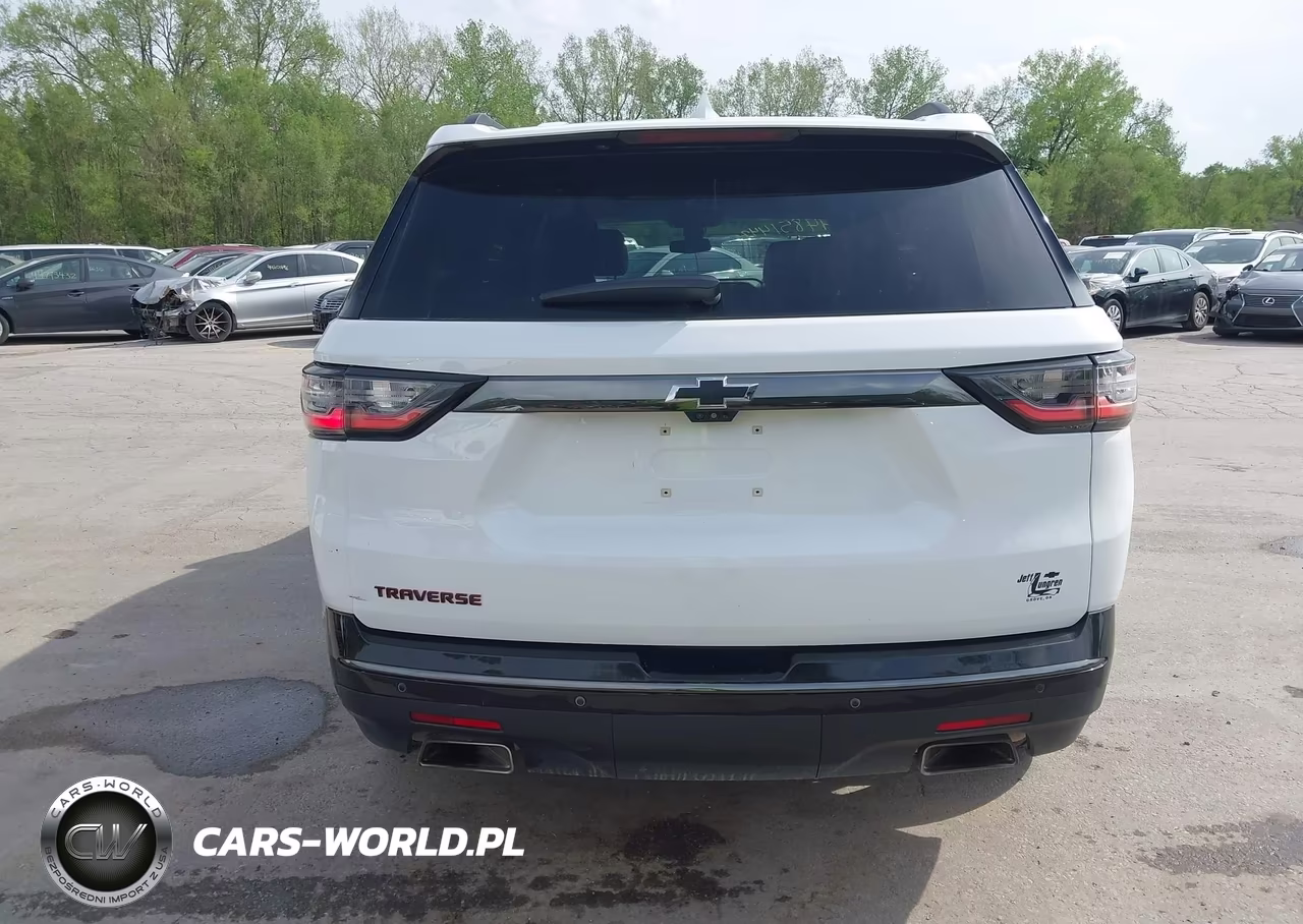 2018 Chevrolet Traverse Premier VIN:1GNERKKW4JJ210676 - 17