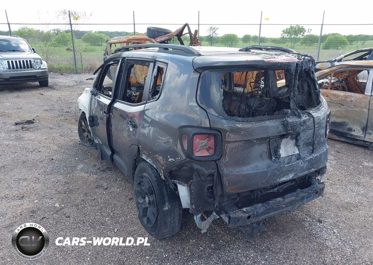 2016 Jeep Renegade Latitude VIN:ZACCJABT6GPE16758 - 3