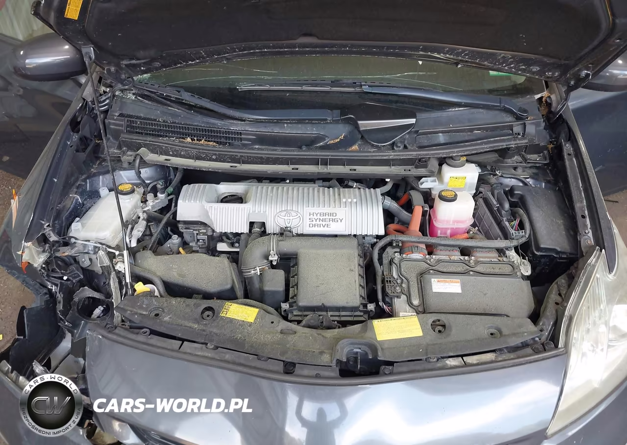 2013 Toyota Prius Two VIN:JTDKN3DU9D1644332 - 10