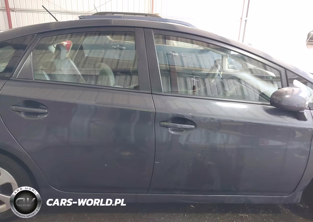 2013 Toyota Prius Two VIN:JTDKN3DU9D1644332 - 13