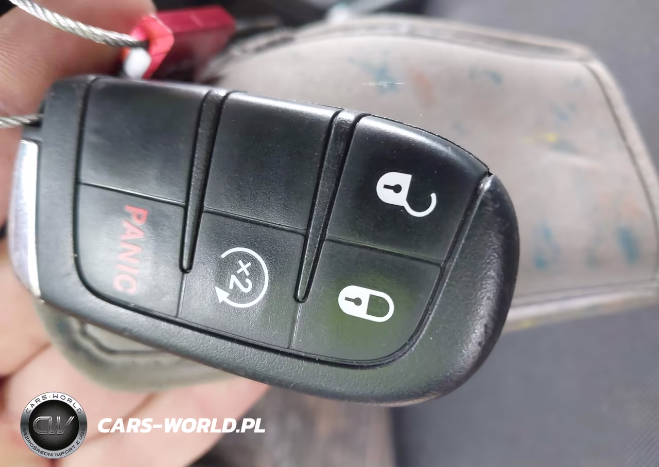 2020 Jeep Renegade Latitude 4X4 VIN:ZACNJBB14LPL00186 - 11