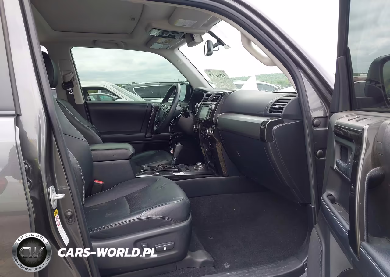 2019 Toyota 4Runner Limited Nightshade VIN:JTEBU5JR2K5634578 - 5
