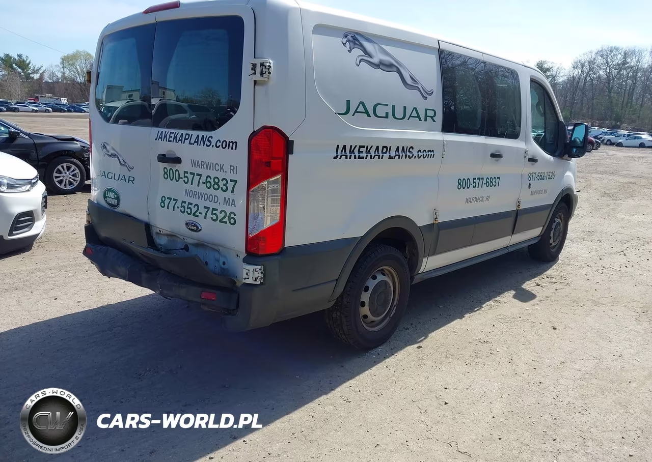 2015 Ford Transit-150 VIN:1FTNE1ZM7FKA11674 - 4