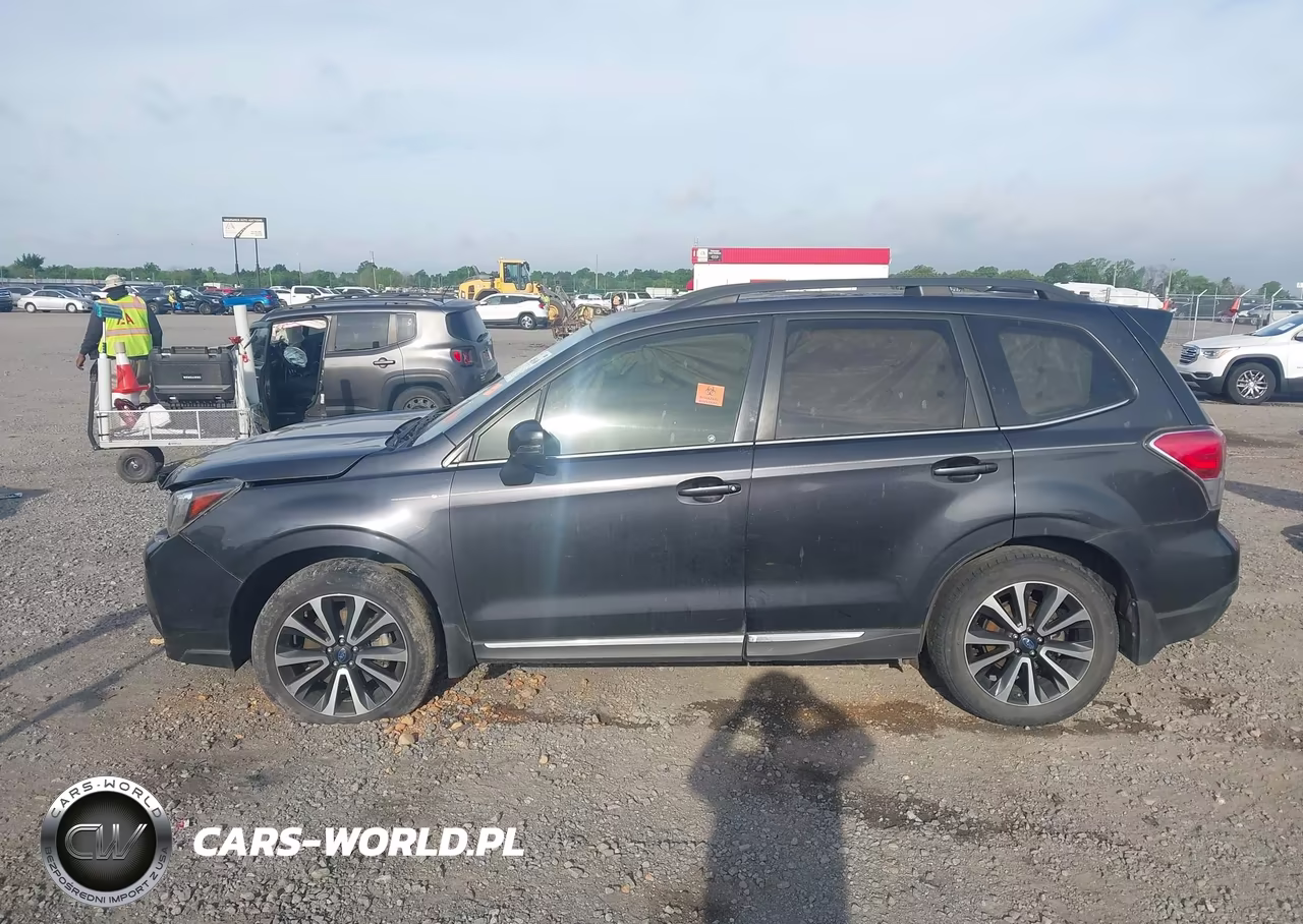 2018 Subaru Forester 2.0Xt Touring VIN:JF2SJGWC8JH591568 - 15