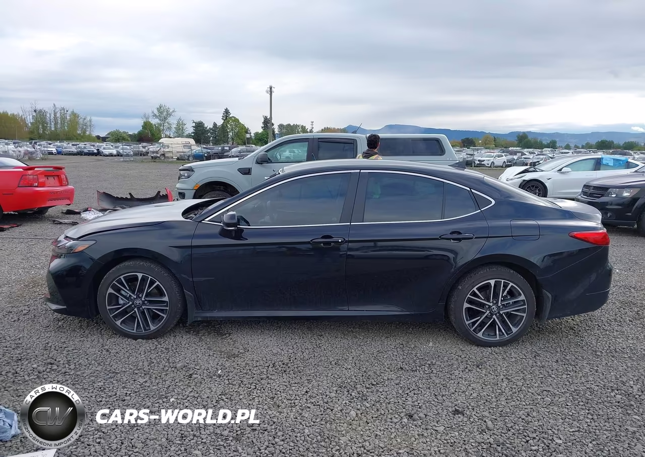 2025 Toyota Camry Xle VIN:4T1DAACK8SU174441 - 15