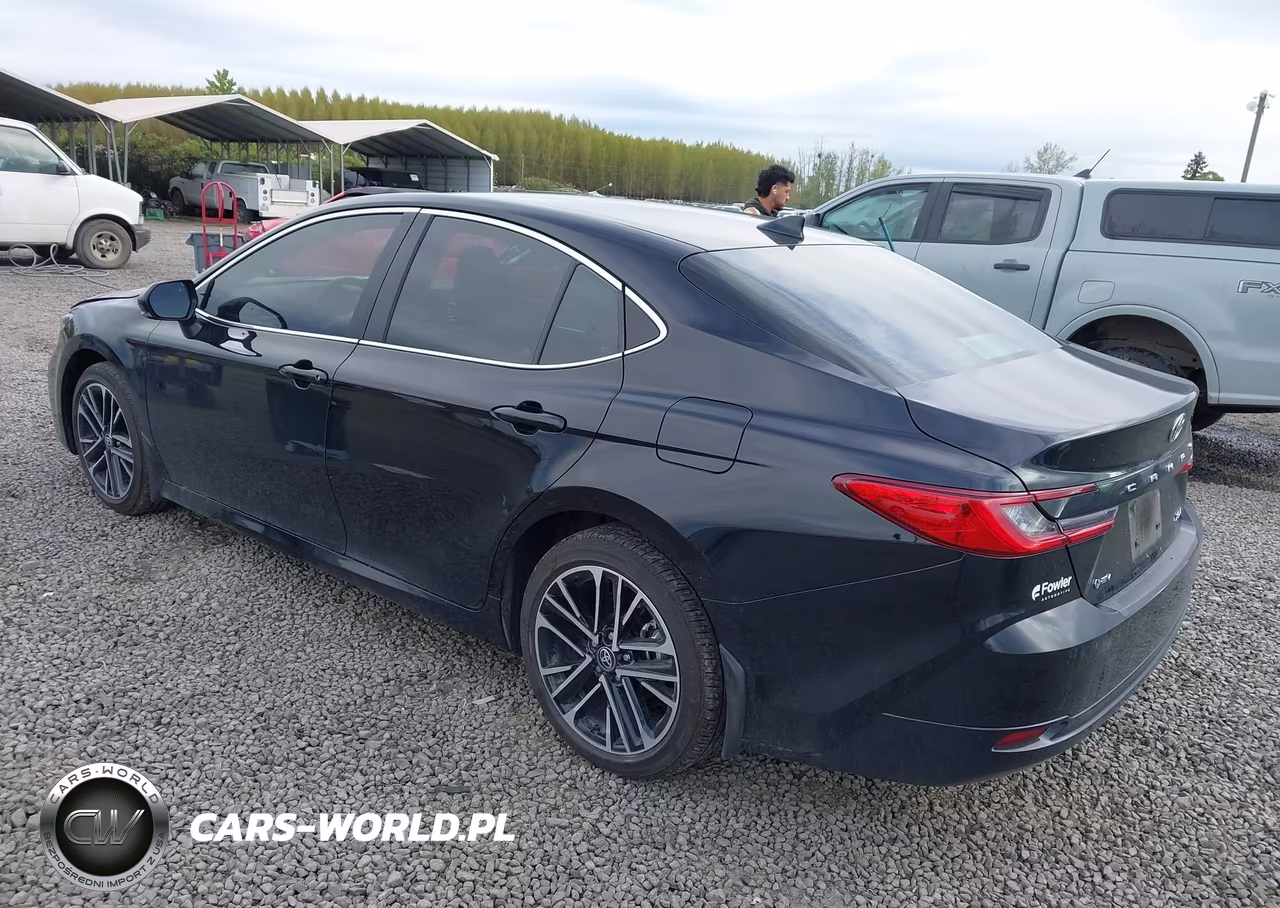 2025 Toyota Camry Xle VIN:4T1DAACK8SU174441 - 3