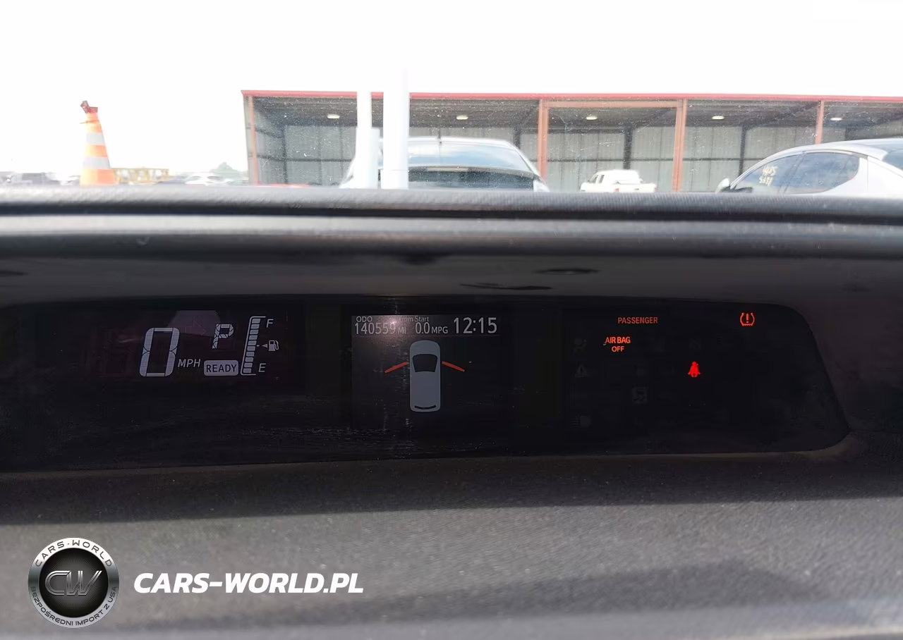 2015 Toyota Prius C One VIN:JTDKDTB38F1581806 - 7