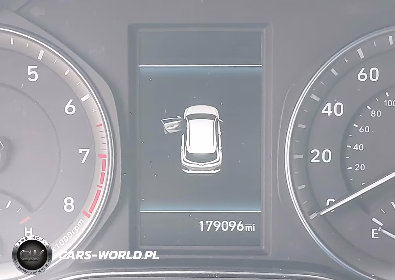 2019 Hyundai Kona Ultimate VIN:KM8K5CA5XKU233185 - 16